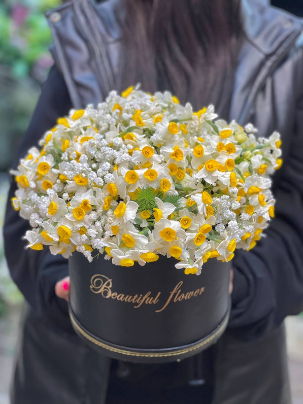 خرید باکس گل گونش - گل ساسان گلفروشی رشت