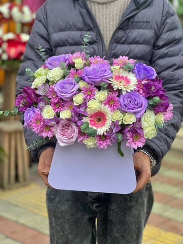 خرید باکس گل کاملیا - گل ساسان گلفروشی رشت