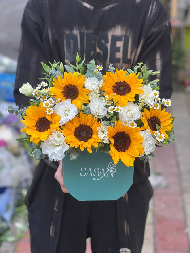 خرید باکس گل گلوریا - گل ساسان گلفروشی رشت