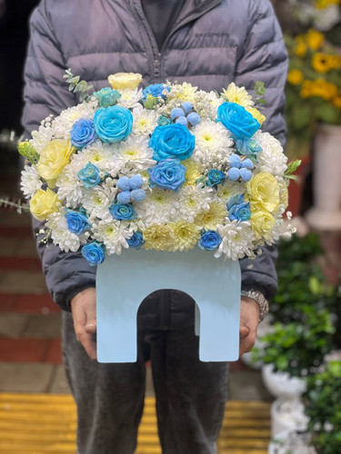 خرید باکس گل تئودور - گل ساسان گلفروشی رشت