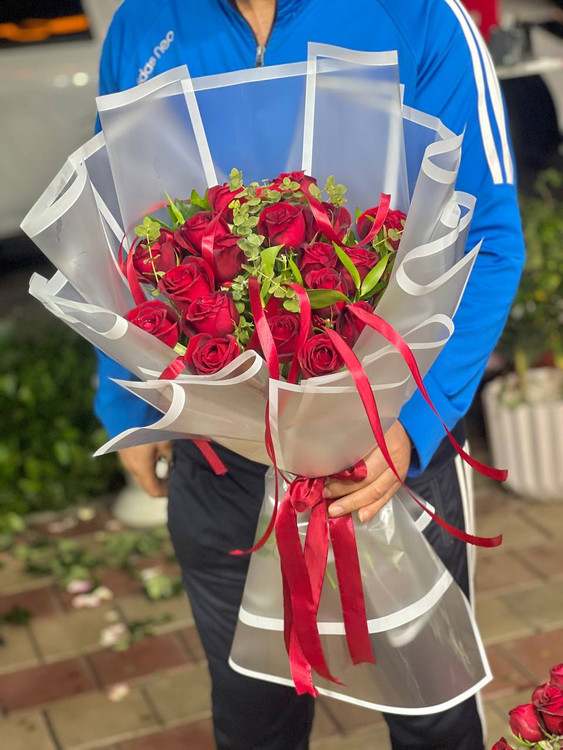 خرید دسته گل ۲۰ شاخه جومولیا - گل ساسان گلفروشی رشت