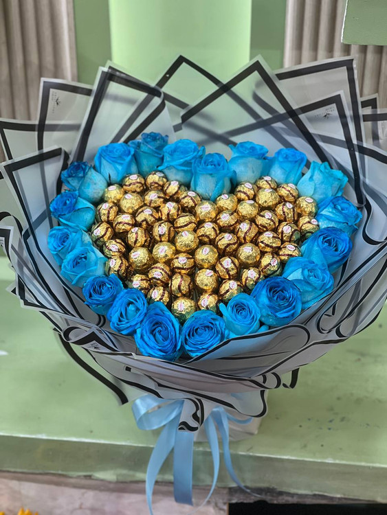 خرید دسته گل شونیز رز ابی - گل ساسان گلفروشی رشت