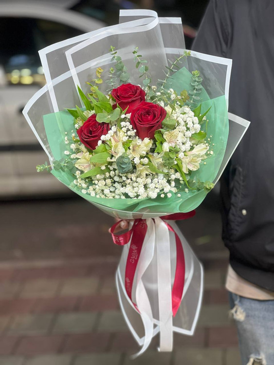 خرید دسته گل اوند - گل ساسان گلفروشی رشت