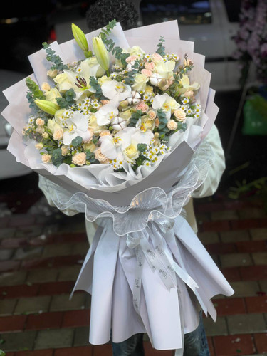 خرید دسته گل ارکید - گل ساسان گلفروشی رشت