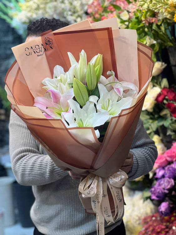 خرید دسته گل اوریانتال brown - گل ساسان گلفروشی رشت