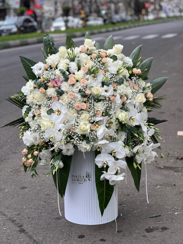 خرید باکس گل مروارید - گل ساسان گلفروشی رشت