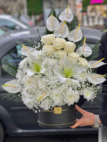 خرید باکس گل کرزنتی - گل ساسان گلفروشی رشت