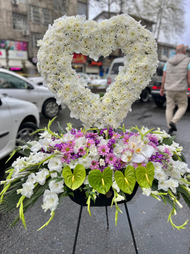 خرید پایه گل قلب - گل ساسان گلفروشی رشت