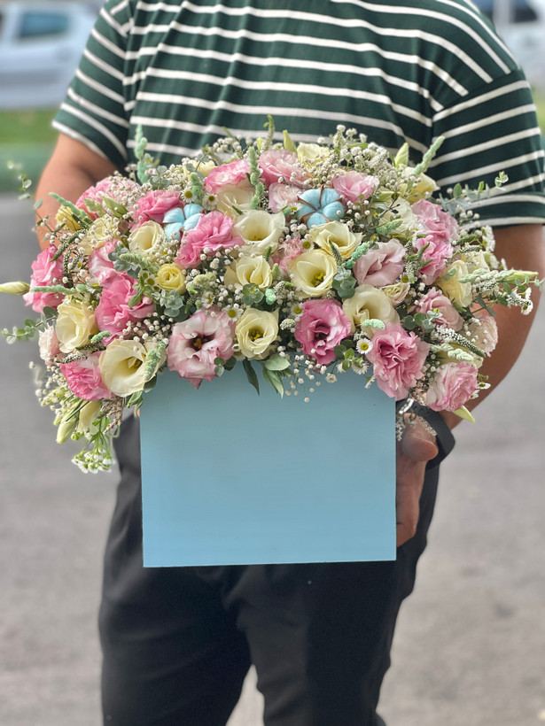 خرید باکس گل پنبه آبی - گل ساسان گلفروشی رشت